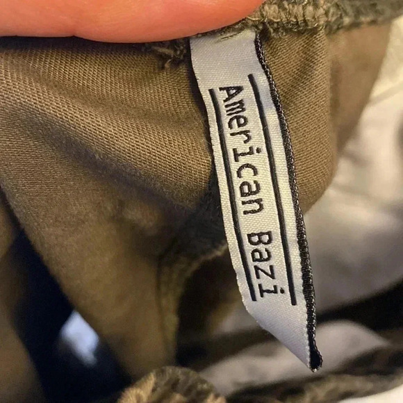 Military style  cargo shorts 🩳 with fancy ripped edges - Picture 9 of 10